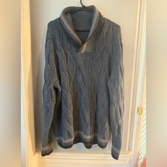 Daniel Cremieux Other - Daniel Cremieux Gray V-Neck Sweater XL